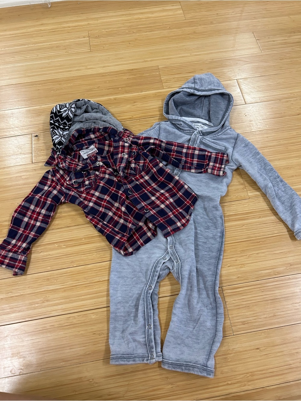 Sovereign Code Red & Navy Plaid Button-Up Shirt with Gray Hooded Romper boys 18m
